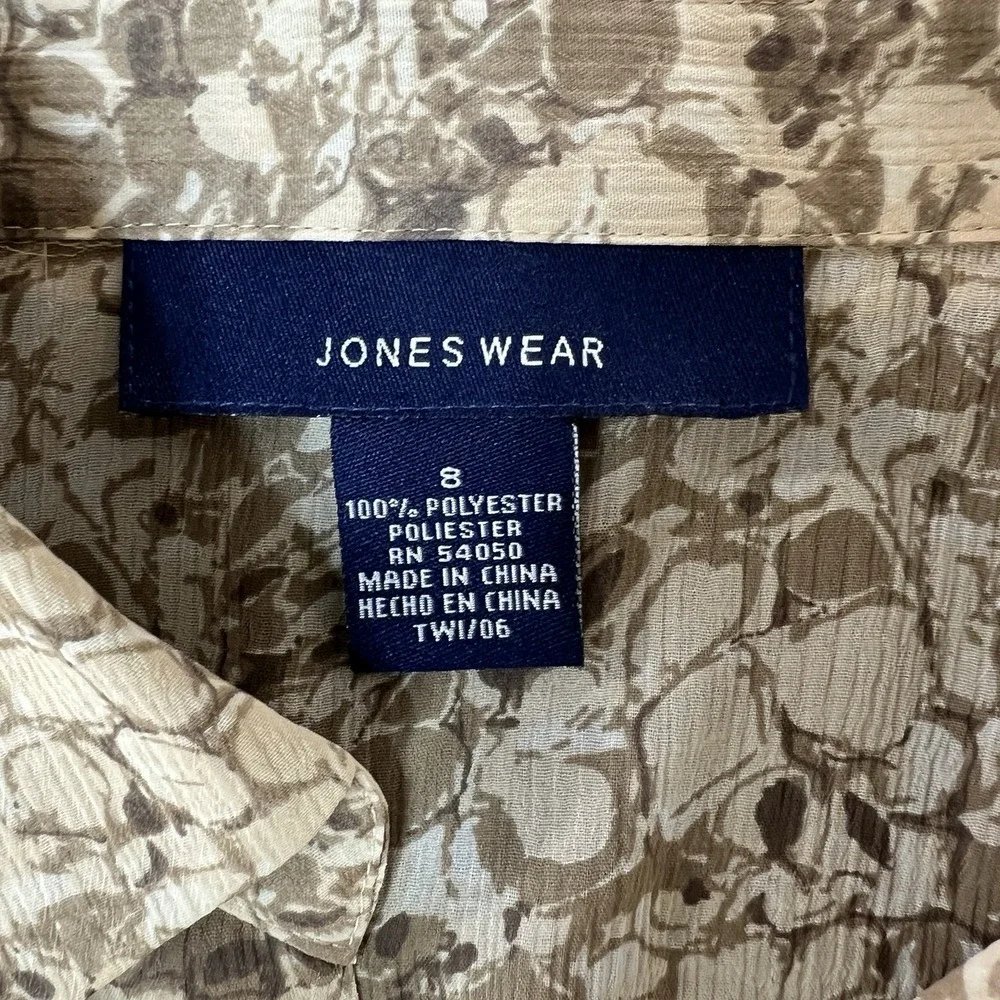 Jones Wear Button Up Women's 6 Green Geometric Print Floral Business Casual NWT - Picture 6 of 7